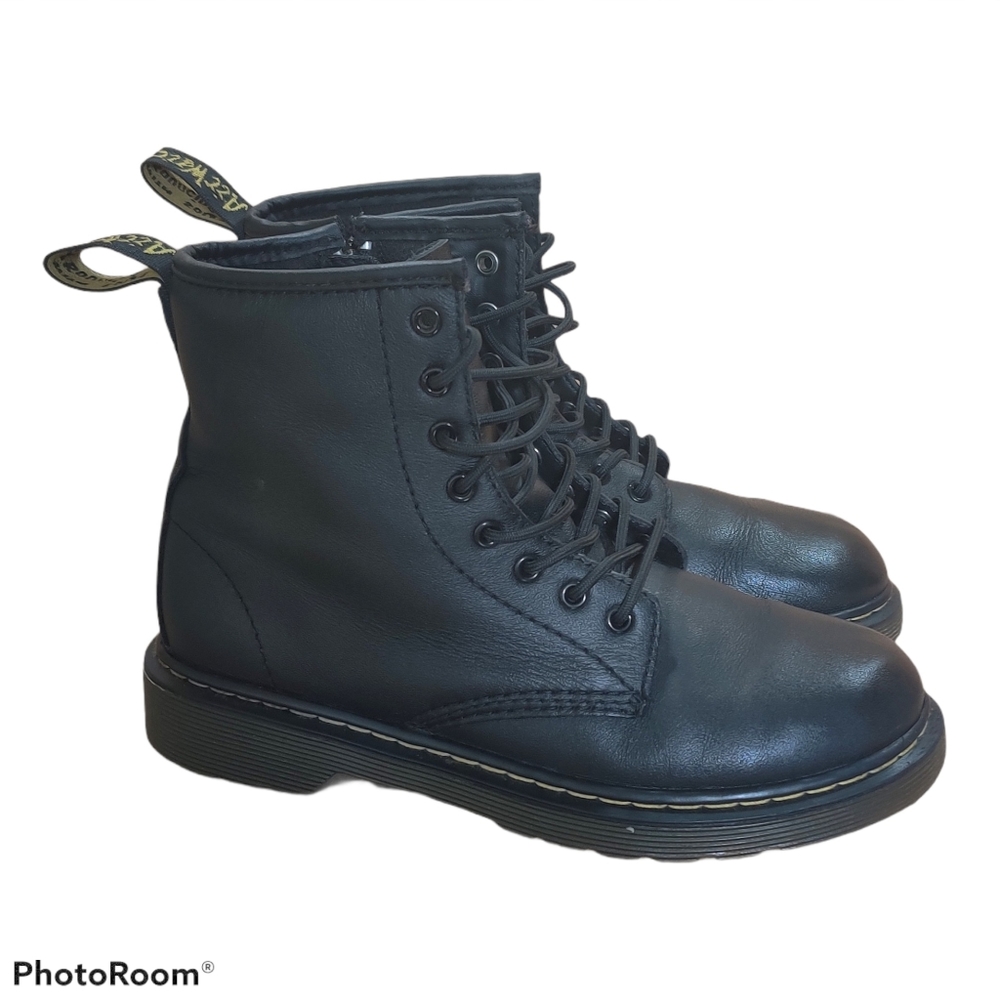 Doc Martens 1460 Boots Sz 6 Women, UK 4
